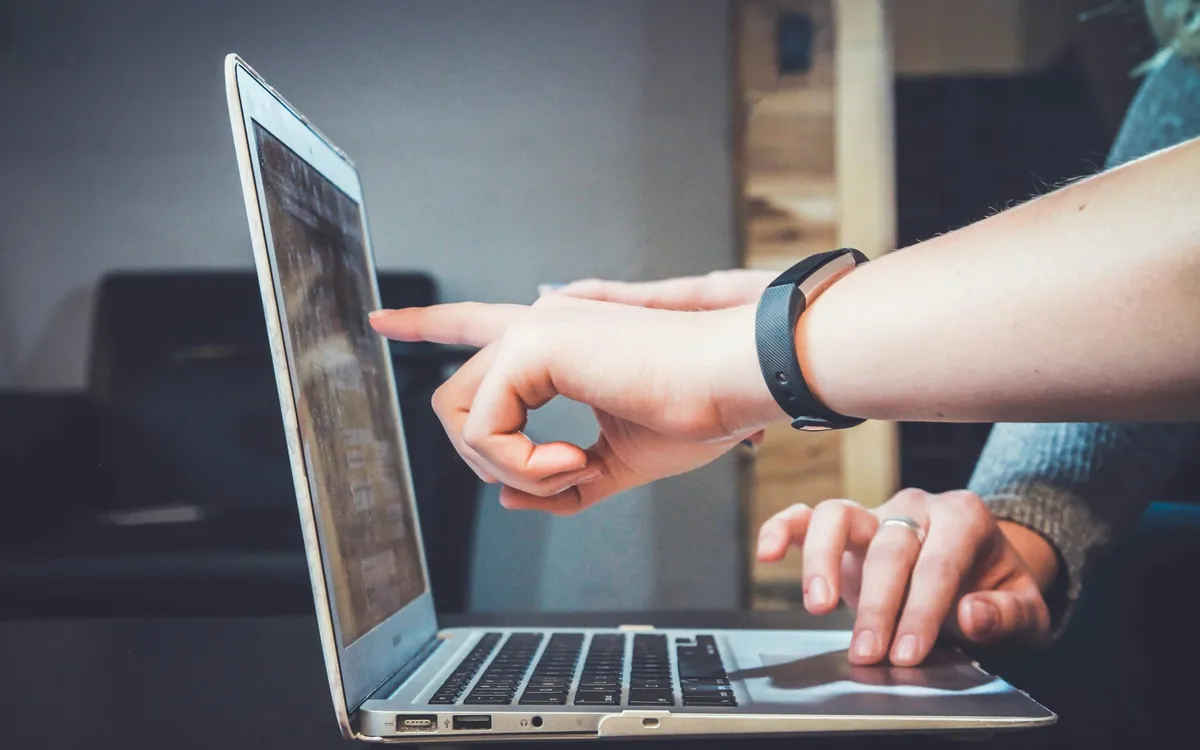 Cutting cost per lead by 40% across Meta and Google